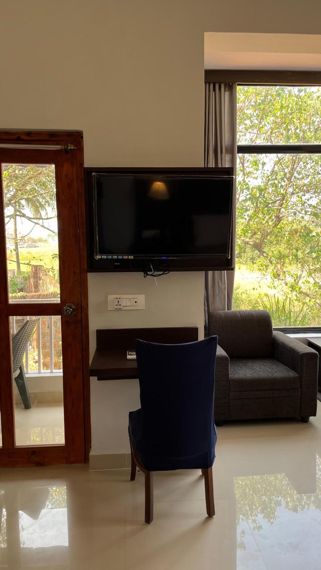 14 Magic Pods Hotel Morjim Exterior photo
